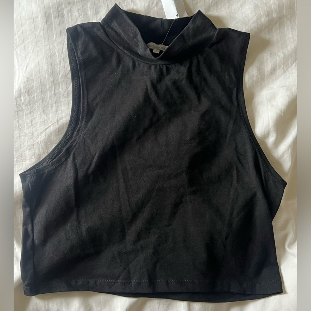 Charlotte Russe Cropped Tank